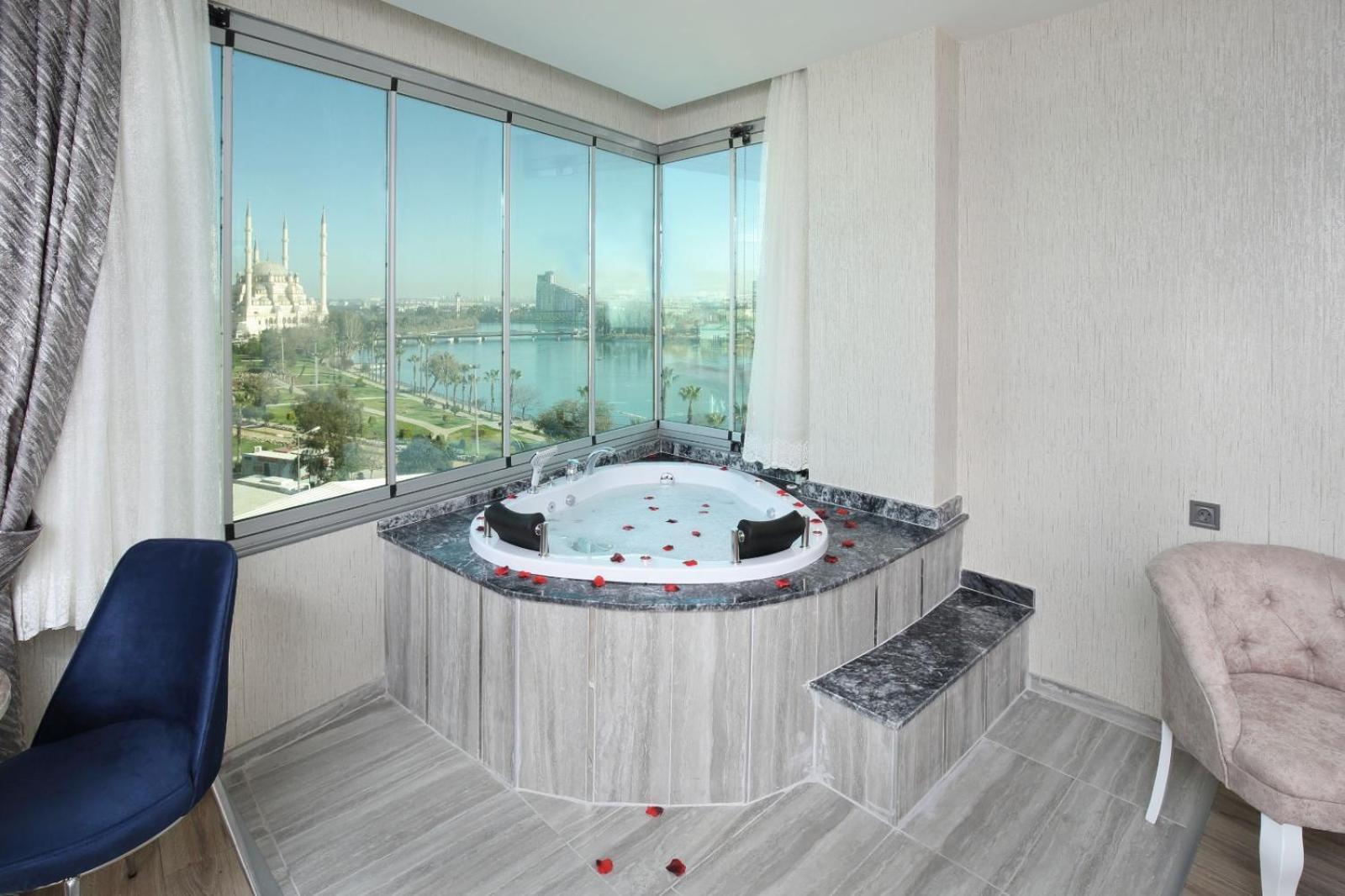 Adana Taskoeprue Hotel Экстерьер фото